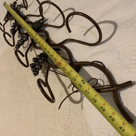 Wine bottle wall hanging. - Picture 9 of 10